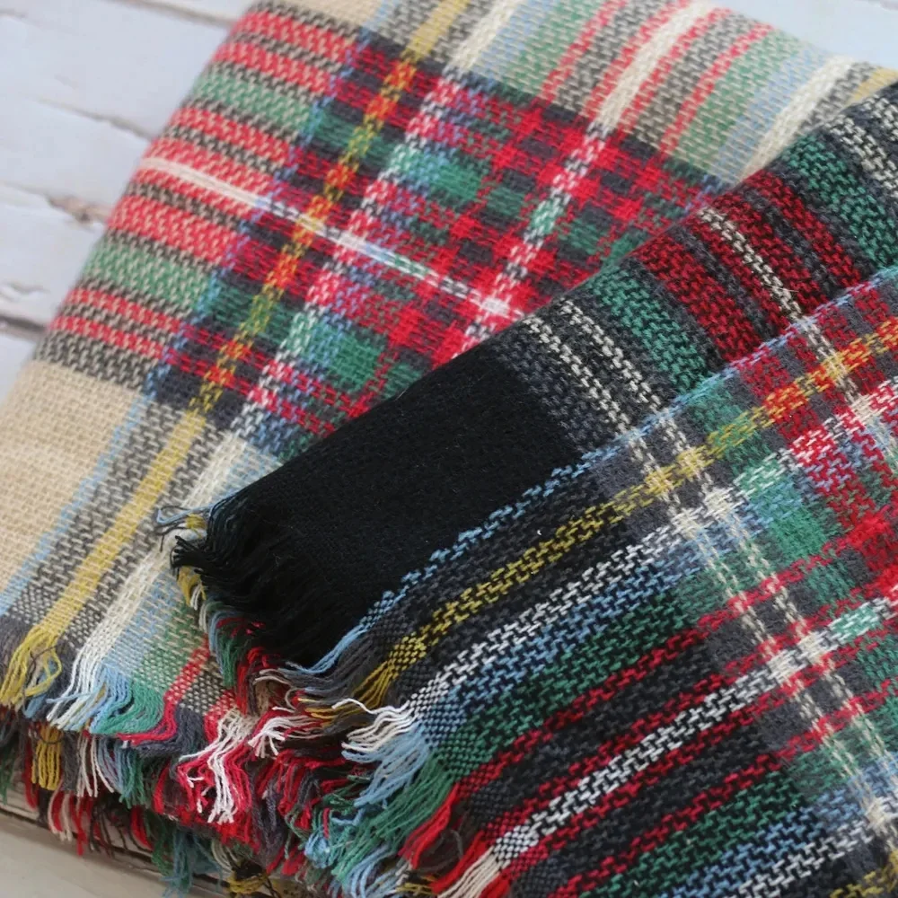 2024 New Arrival Newborn Photography Clothing Christmas 3pcs Set Hat Wrap  Plaid Blanket Baby Photo Shoot Accessories Red Green