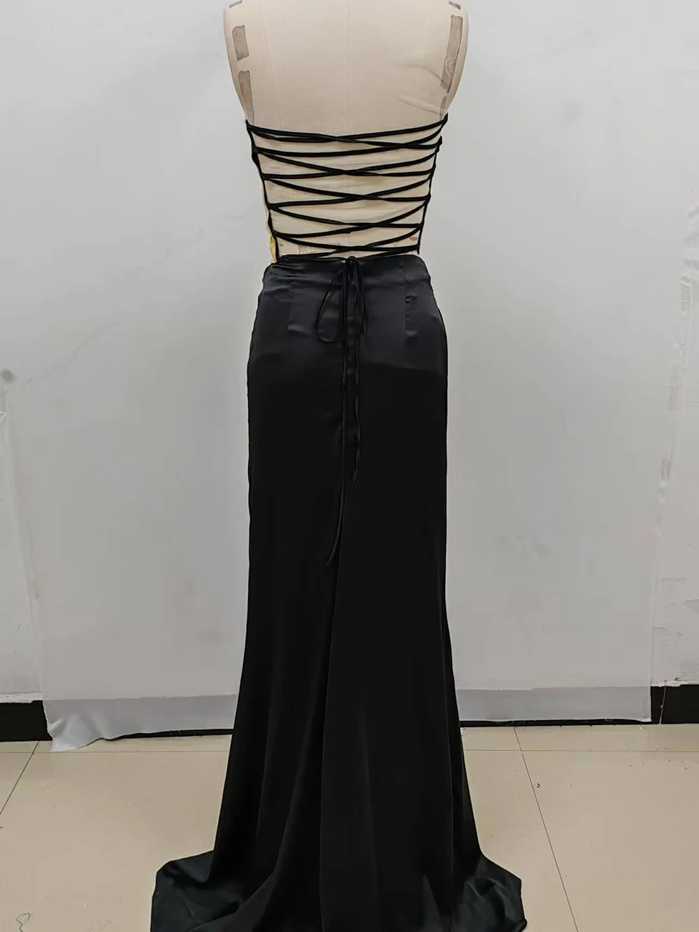 Sexy Backless Skirt 2-Piece Sets Women Strapless Golds Folds Top & Black High Split Long Skirt Suits Evening Cocktail Party Gown