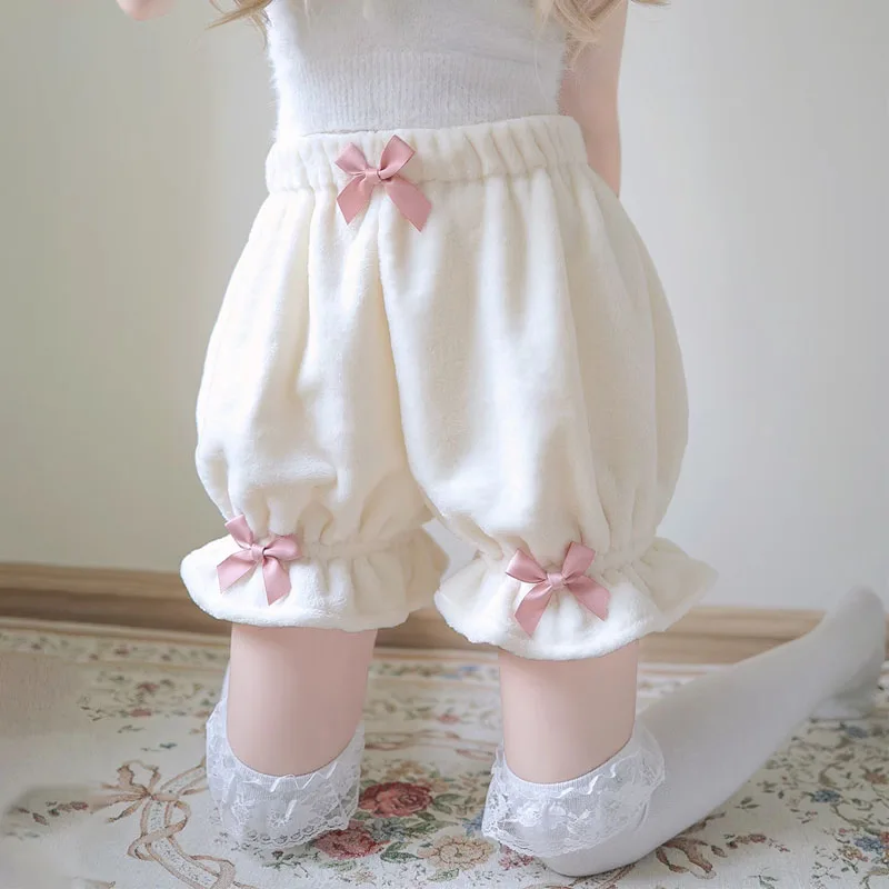 D White Pink
