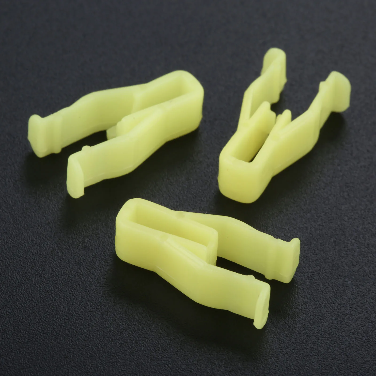 Clips de fixation universels en plastique pour tableau de bord, panneau de commande de voiture, lecteur CD, HE08, jaune, 50 pièces