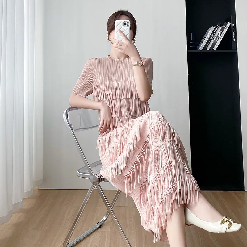 Miyake Style Pleated Dress Women 2023 Summer New High-End Solid Color Fashion Tassels Slim-Fit Figure Flattering Tiered Dress