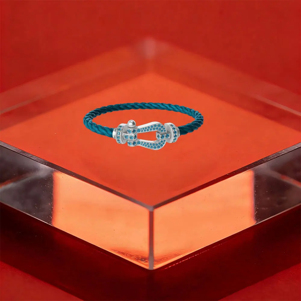 

2026 High-Quality Classic Large Size Emerald Bracelet - Suitable for Daily Wearing