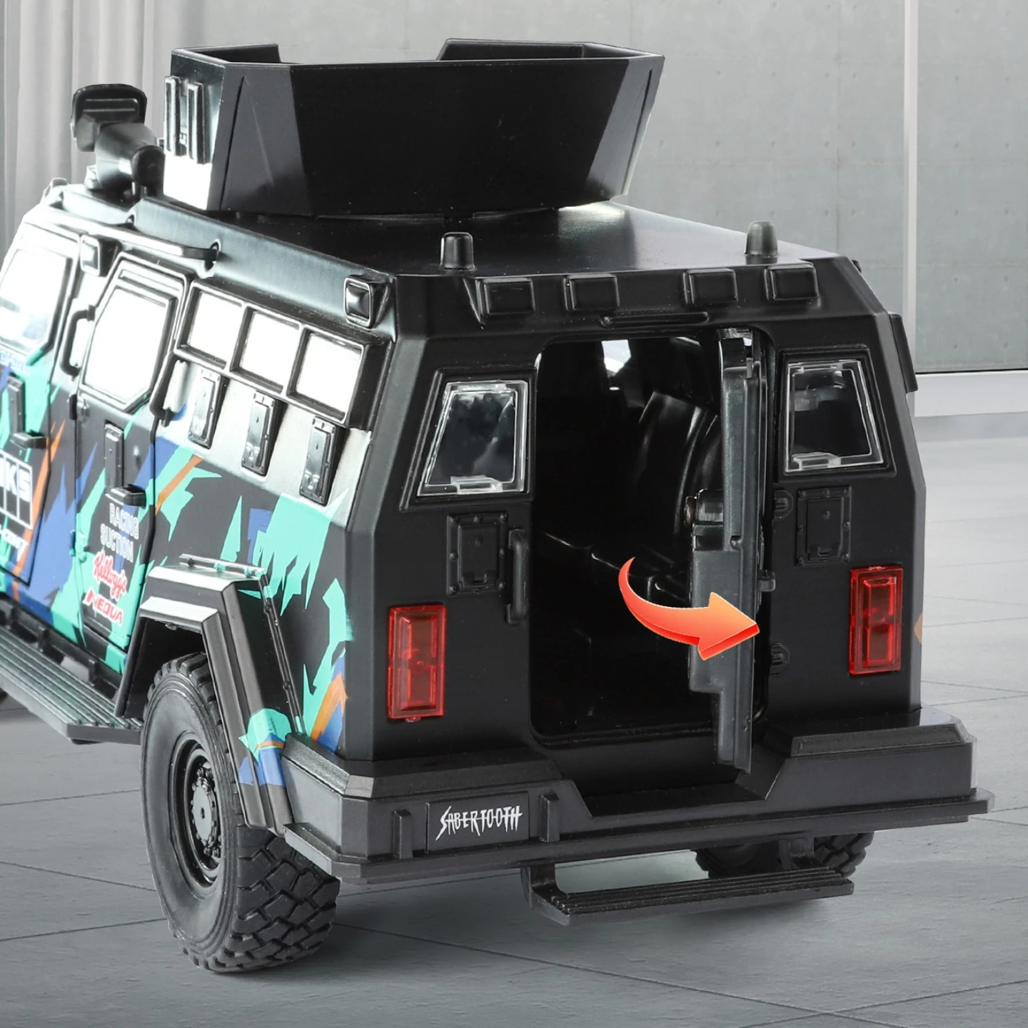 Modèle de voiture antidéflagrant en dents d'épée 1:24, jouet à tirer vers l'absorption des chocs, modèles de voitures, lumière sonore, cadeaux pour enfants