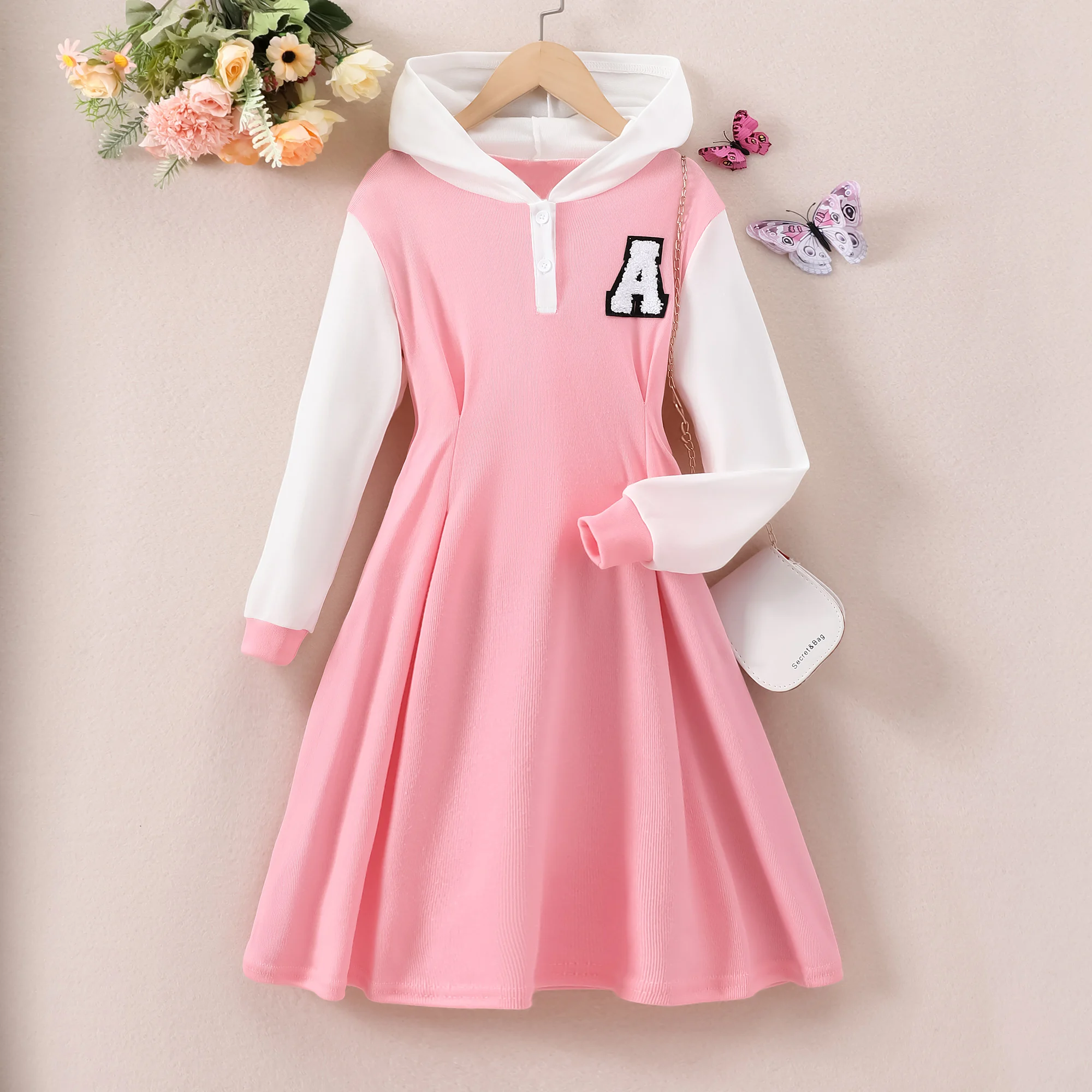 2023 الخريف الشتاء ملابس أطفال الفتيات طويلة الأكمام مقنعين رسالة التباين اللون فستان عادية فساتين بسيطة 8 9 10 11 12 سنة