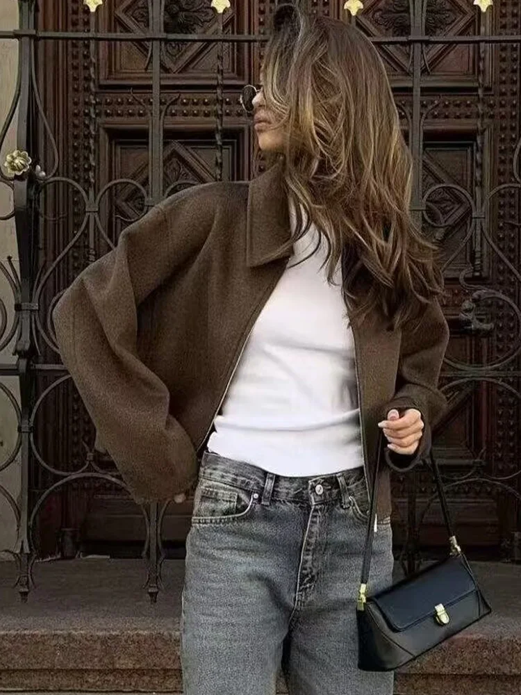 

Новая женская зимняя модная укороченная куртка из замши с длинными рукавами, однобортная, с декоративными карманами, повседневный уличный стиль