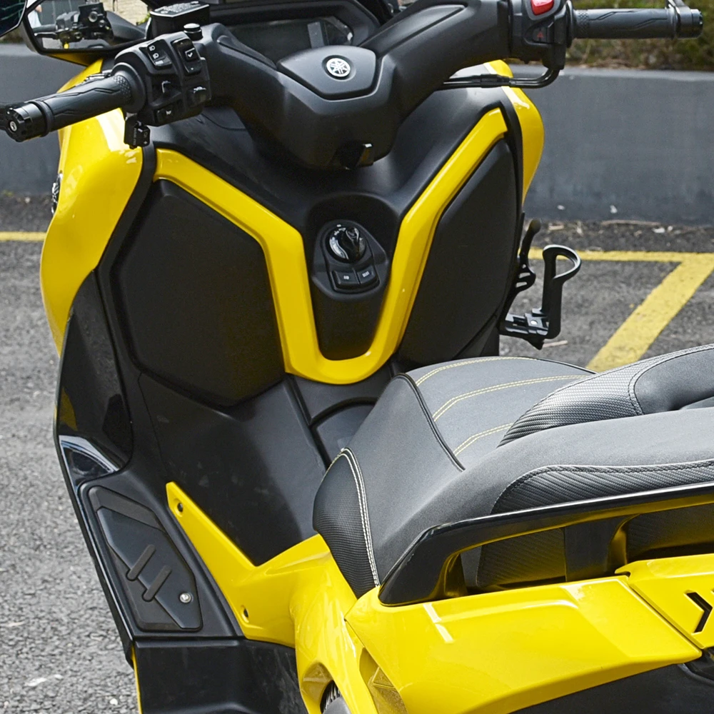 

For Yamaha XMAX300 XMAX X-MAX 300 2023-2025 Upper Tank Cover Bar Central Control Lock Cover Fairing Motorcycle X-MAX300 2024
