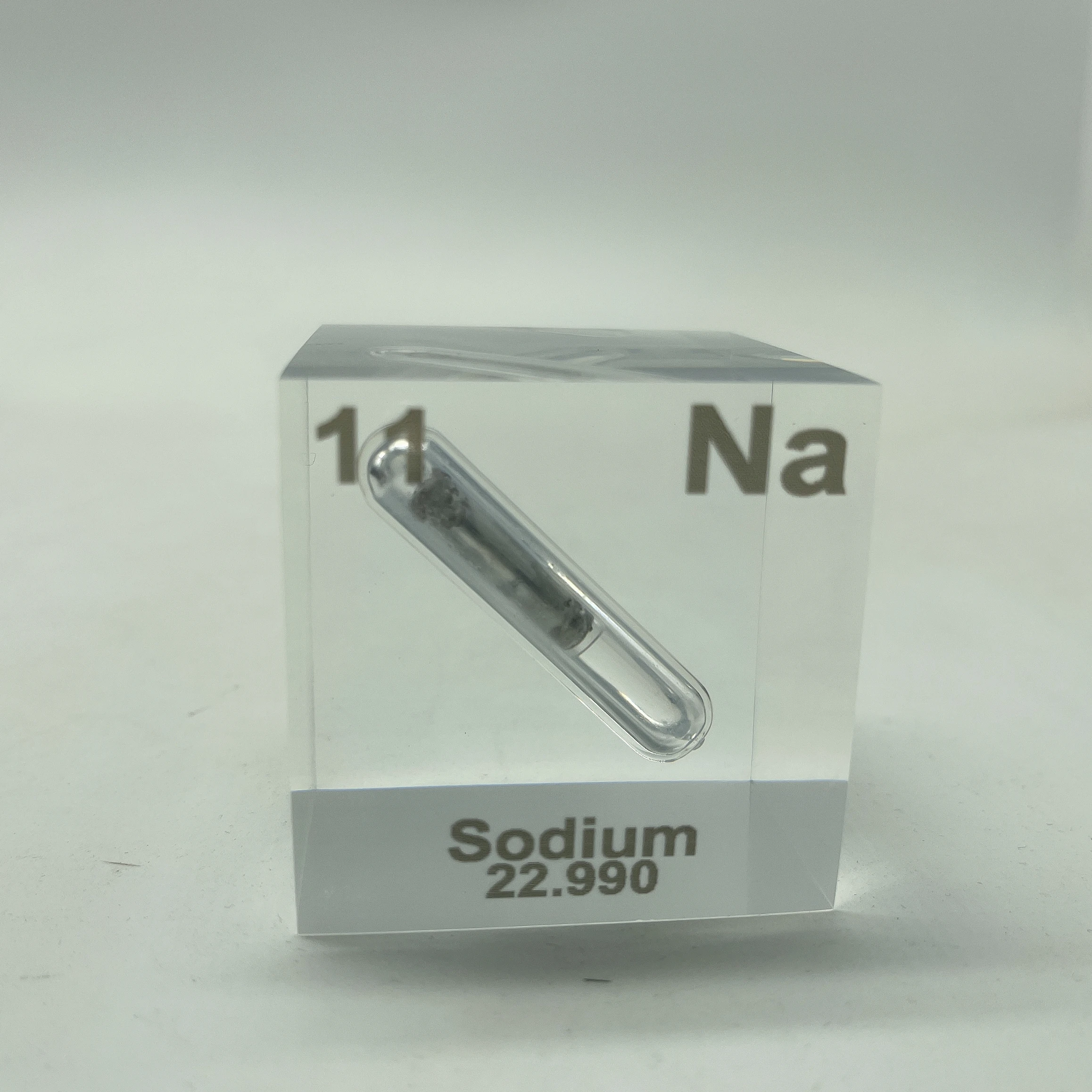 11 Na Sodium Sample Cube Acrylic Real Periodic Table With Elements Embedded Science Gifts and Scientist Collections