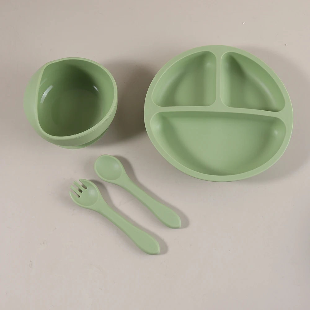 4pcs/set silicone saction bowl plate spoon fork bibs set baby feeding tableware cute cartoon