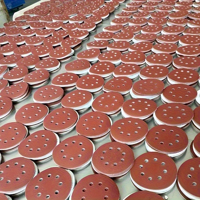 

100 штук 5-дюймовой круглой наждачной бумаги с 8 отверстиями, абразив из глинозема, меш 60-1000 подходит для угловых шлифовальных машин и полировки.