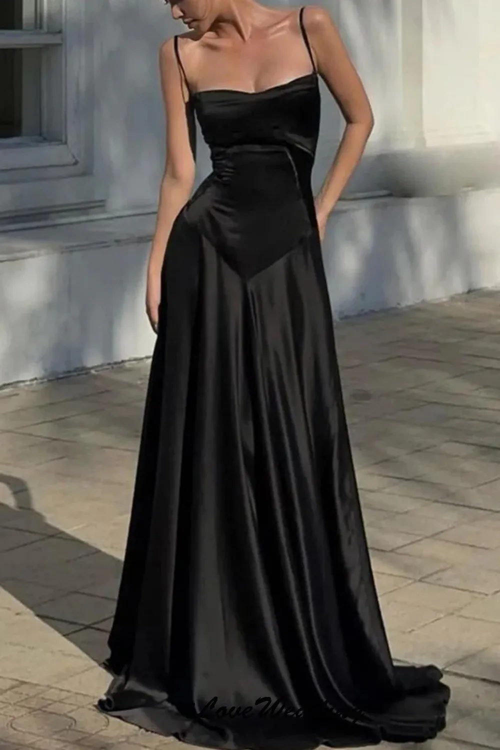 

Black Elegant Women Bridesmaid Dresses Spaghetti Satin Wedding Party Dress For Women A-Line Evening Dress Sleeveless Customized