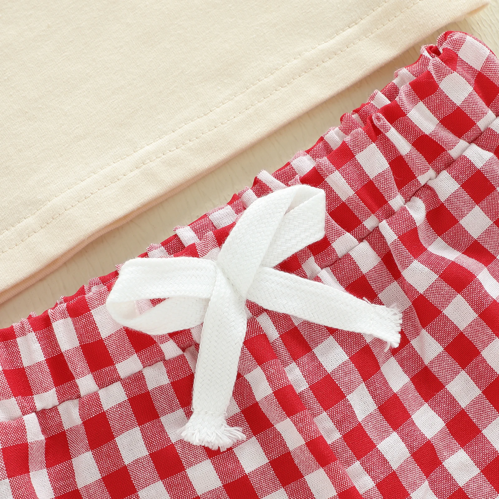 2 قطع طفل رضيع الفتيات ملابس الصيف قصيرة الأكمام طاقم الرقبة خطابات التطريز قمم ومرونة الخصر منقوشة السراويل مجموعة