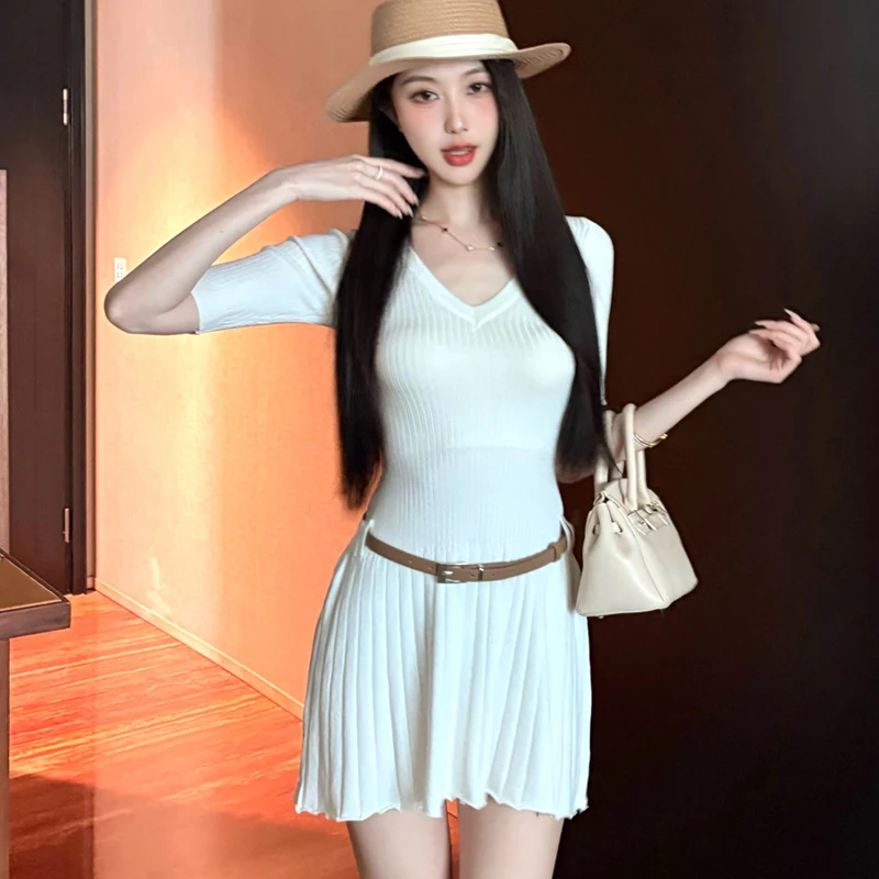 Retro V-neck Solid Color Short Sleeve Dress Women Summer Pure A-Line Pleated Mini Dresses With Belt