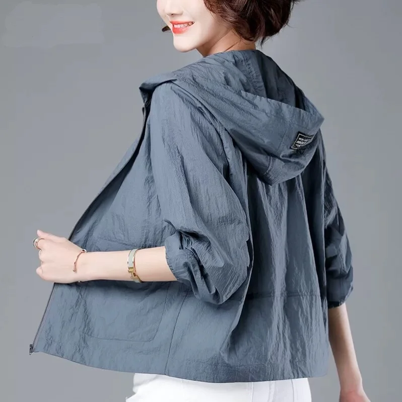 Fashionable Ladies' Lightweight Summer Sun Protection Clothing Beautiful Anti-Uv Jacket Stylish Outdoor Gear for Women