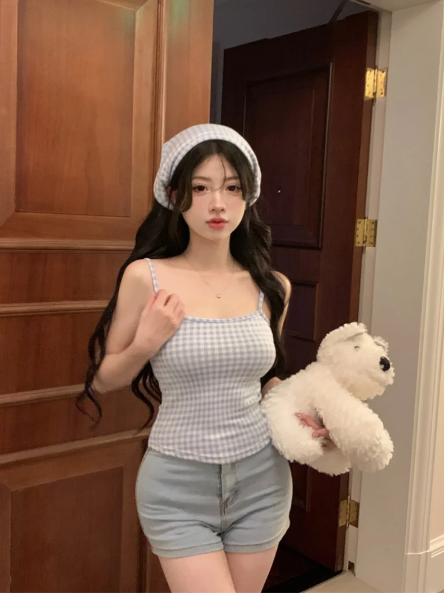 ชุดเซ็ตสองชิ้นลายสก็อตสุดน่ารัก เสื้อครอปแฟชั่นสำหรับผู้หญิง เสื้อยืดทันสมัย ชุดชั้นใน เสื้อคลุม คอลเลคชั่นฤดูร้อน