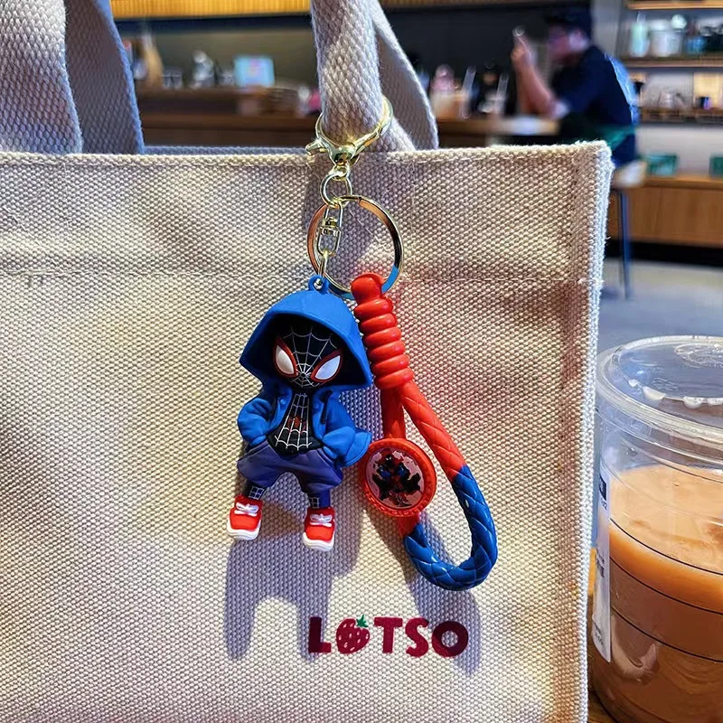 Miniso Action Puppe Spider Man Schlüssel bund Anime Zubehör Spider Man Schlüssel bund Puppe Rucksack Anhänger Auto Schlüssel bund Kinderspiel zeug