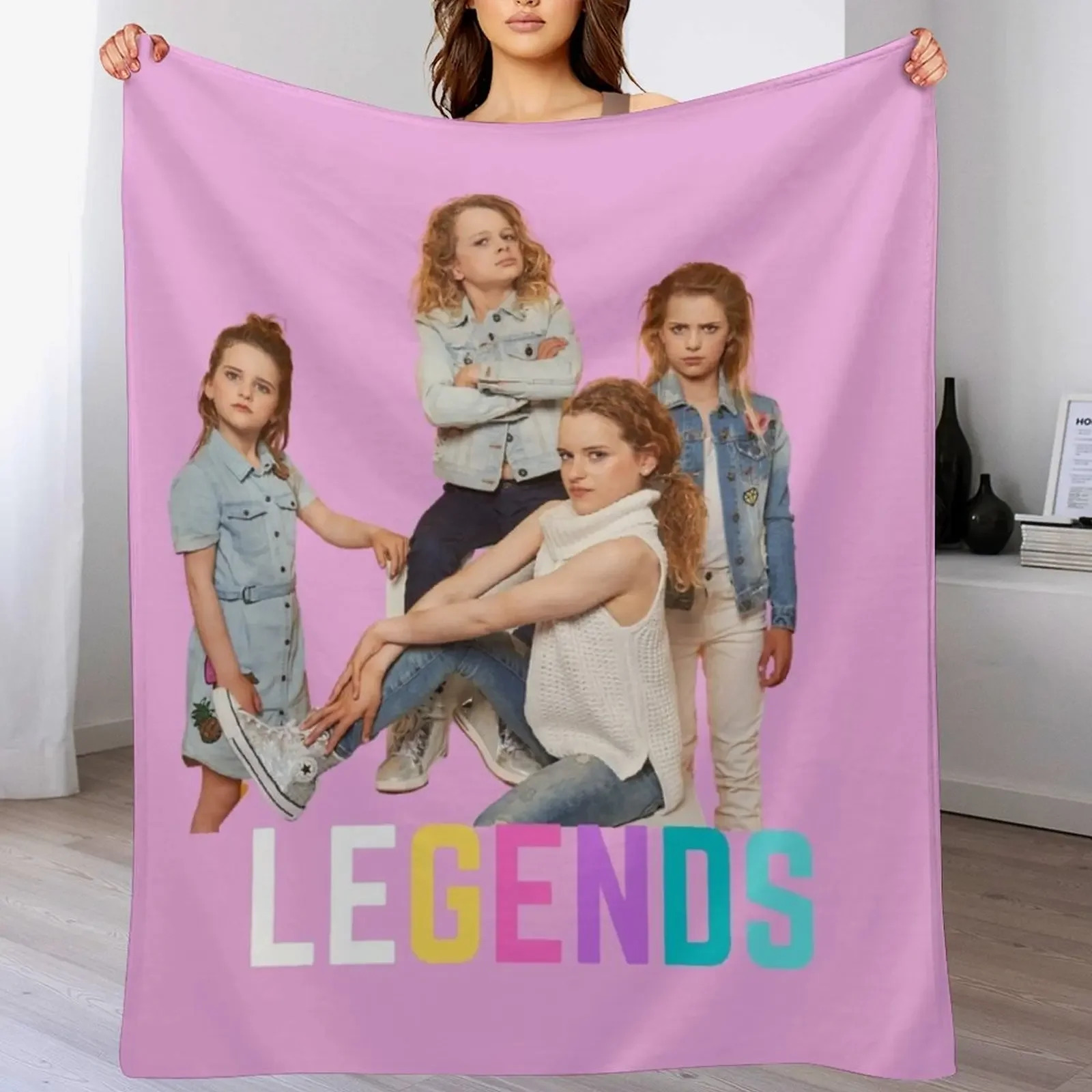 Norris Nuts.- The Legends Merch Throw Blanket Warm Plush Fuzzy Blanket for Living Room