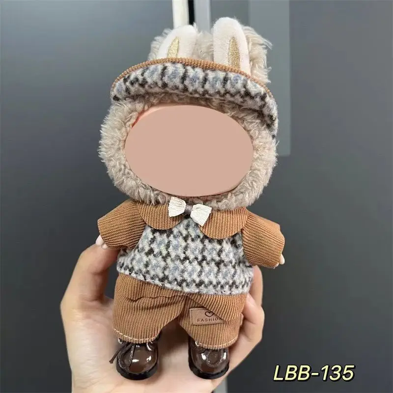 Zufällige Kleidung Anzüge Zubehör 17 cm V1/2/3 Plüsch Anhänger ersetzt durch Baby Kleidung Hochwertige Puppe Zubehör Dekoration