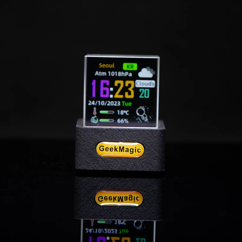 

Умная метеостанция GeekMagic GIFTV с кристаллическим голографическим эффектом, настольное украшение, цифровые часы с GIF-анимацией и альбомом для фотографий