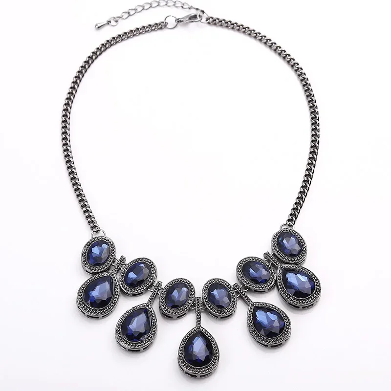 2025Ретро осенние и зимние аксессуары, высококачественное и модное ожерелье с ключицей и каплями воды для женщин