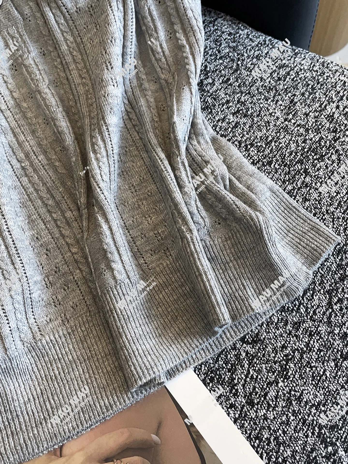 

High-End Women's Knitted Top with Patchwork Lace Collar College Sle ort Sve Bubble Sve Casual Wear for Ladies