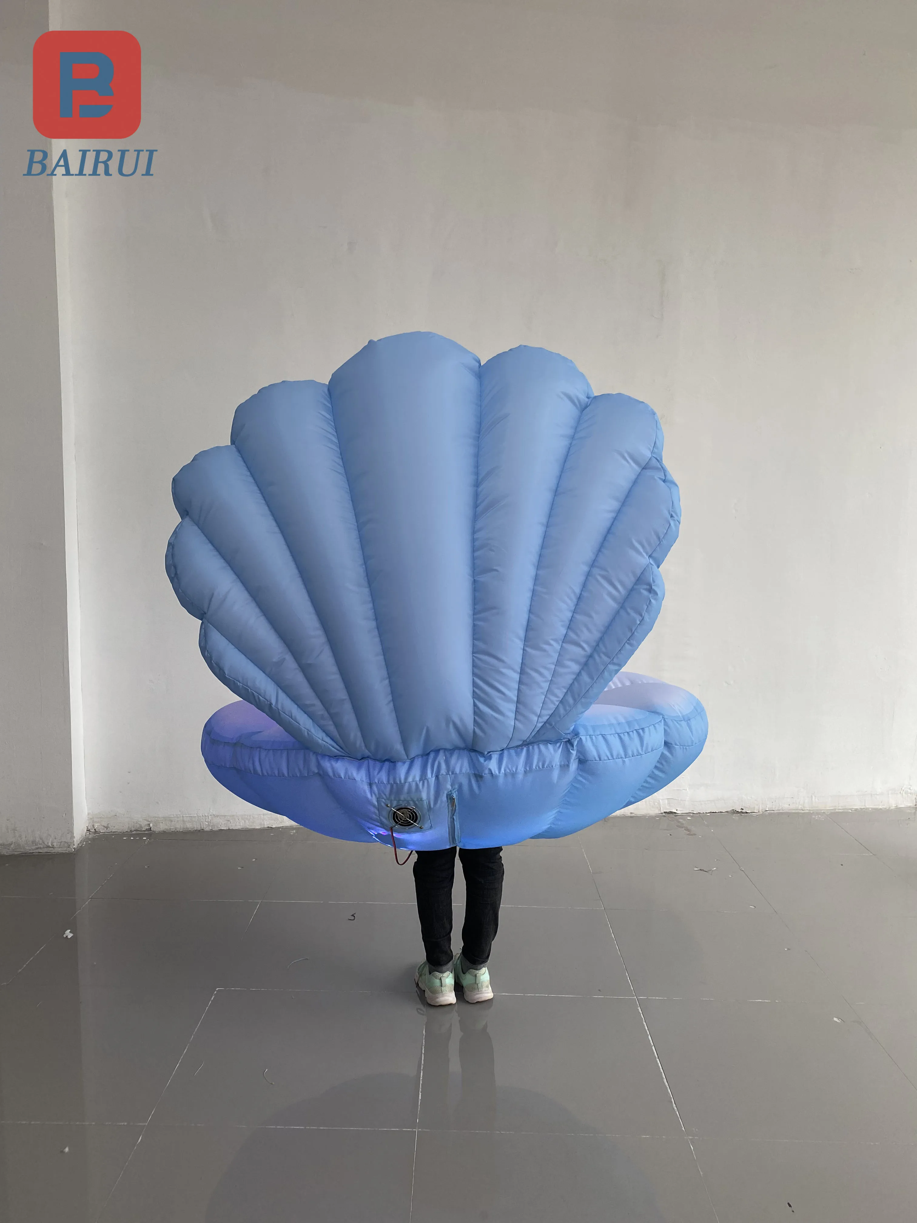 People wear inflatable shell sea theme amusement park nightclub stage performance atmosphere props