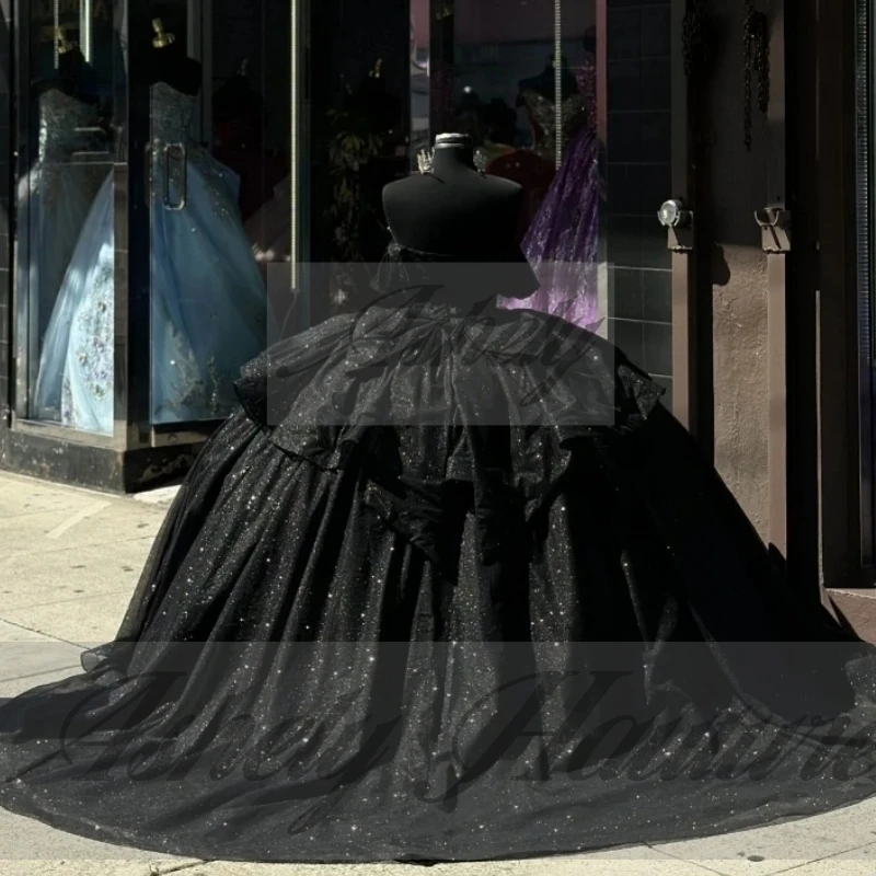 A3158 Gothic Schwarz Mexikanische Frauen Hochzeit Party Kleid Perlen Korsett Puffy Rock Süße 15/16 Mädchen Quinceanera Prom 2025 Angepasst