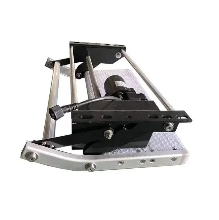 High Strength Carbon Steel Outdoor Caravan RV Step 21.6in Folding Manual Camper Single Drop Down Stool 440Lbs Capacity