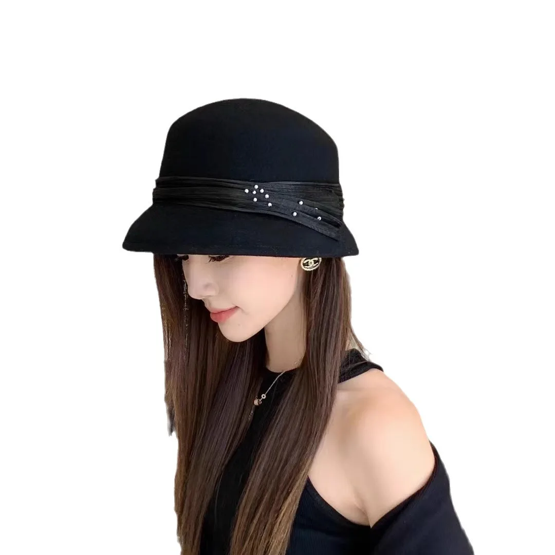 

Winter New Hepburn Style Woolen Hat High Quality Pearl Silk Bucket Hat Face-showing Small Bucket Cap All-matching