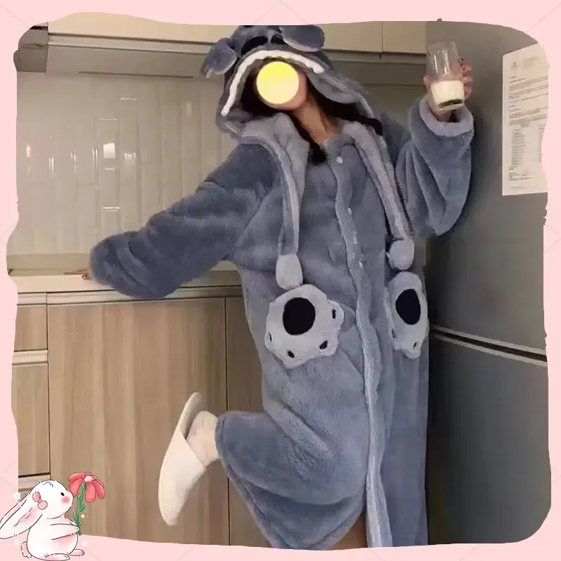 Disney Stitch caldo foderato in pile indumenti da notte vestiti per la casa abito materiale morbido pigiama da donna per uomo set inverno corallo pile vestaglia giocattoli