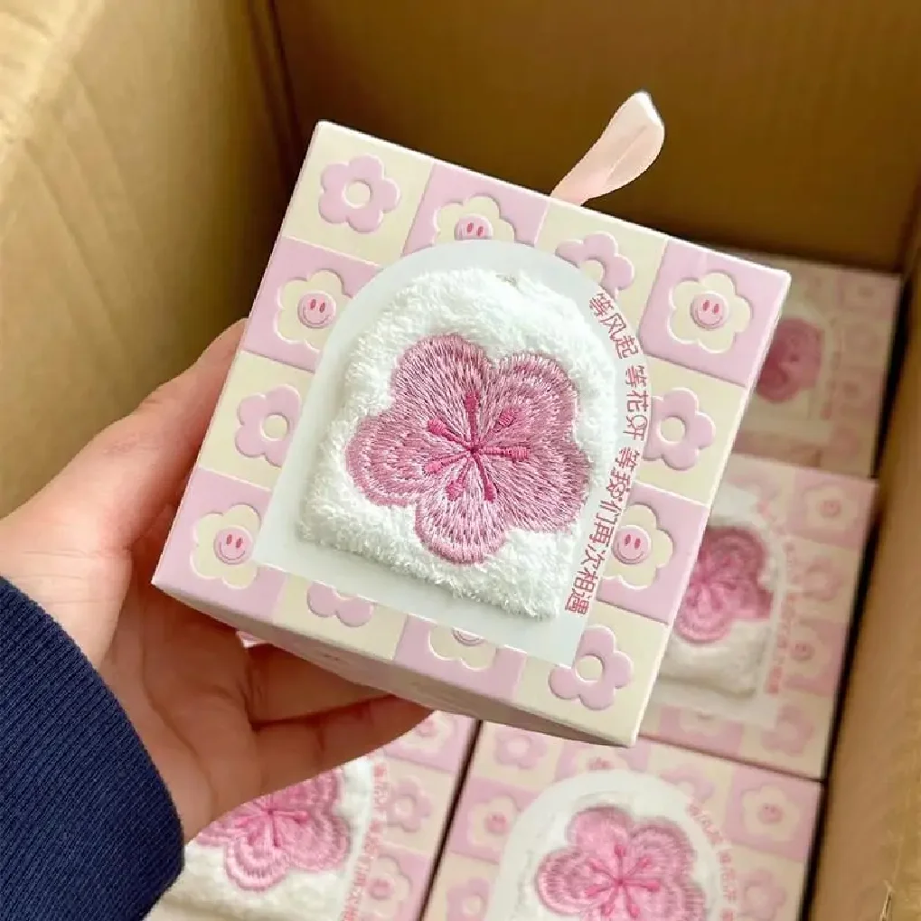 

Wedding Practical Small Gift Maids of Towels Embroidered Coral Fce Flowers Towels Cotton Fabric One Time Use