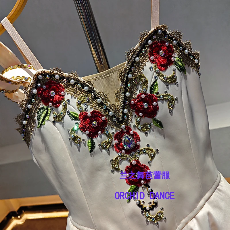 Women off-white satin V-neck one-shoulder decorative strap short ballet dress vintage red rose gold thread embroidery gold trim