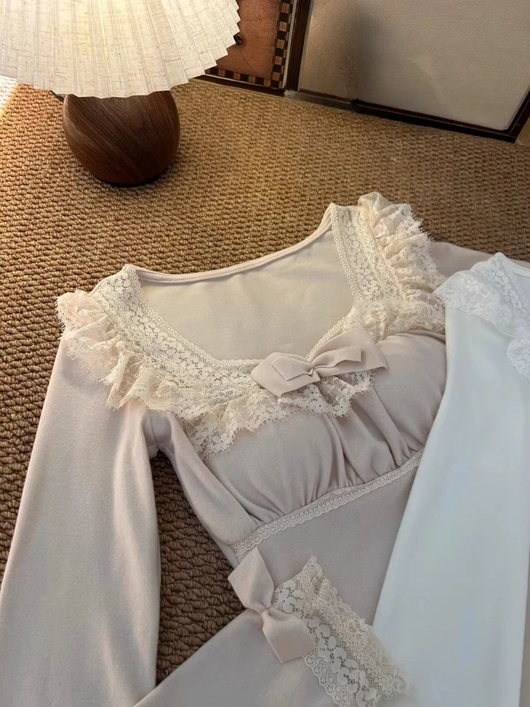 Camiseta Elegante de Manga Larga para Mujer, Primavera 2026, Moda Coreana, Encaje, Corte Ajustado, Estilo Casual, Cuello Cuadrado, Estilo Kawaii, Blusa Favorecedora