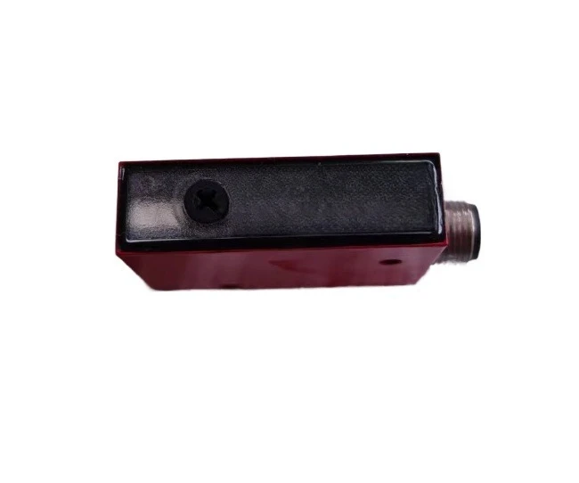 

PRK 18/4 DL.4 IPRK 18/A L.4 New original photoelectric switch