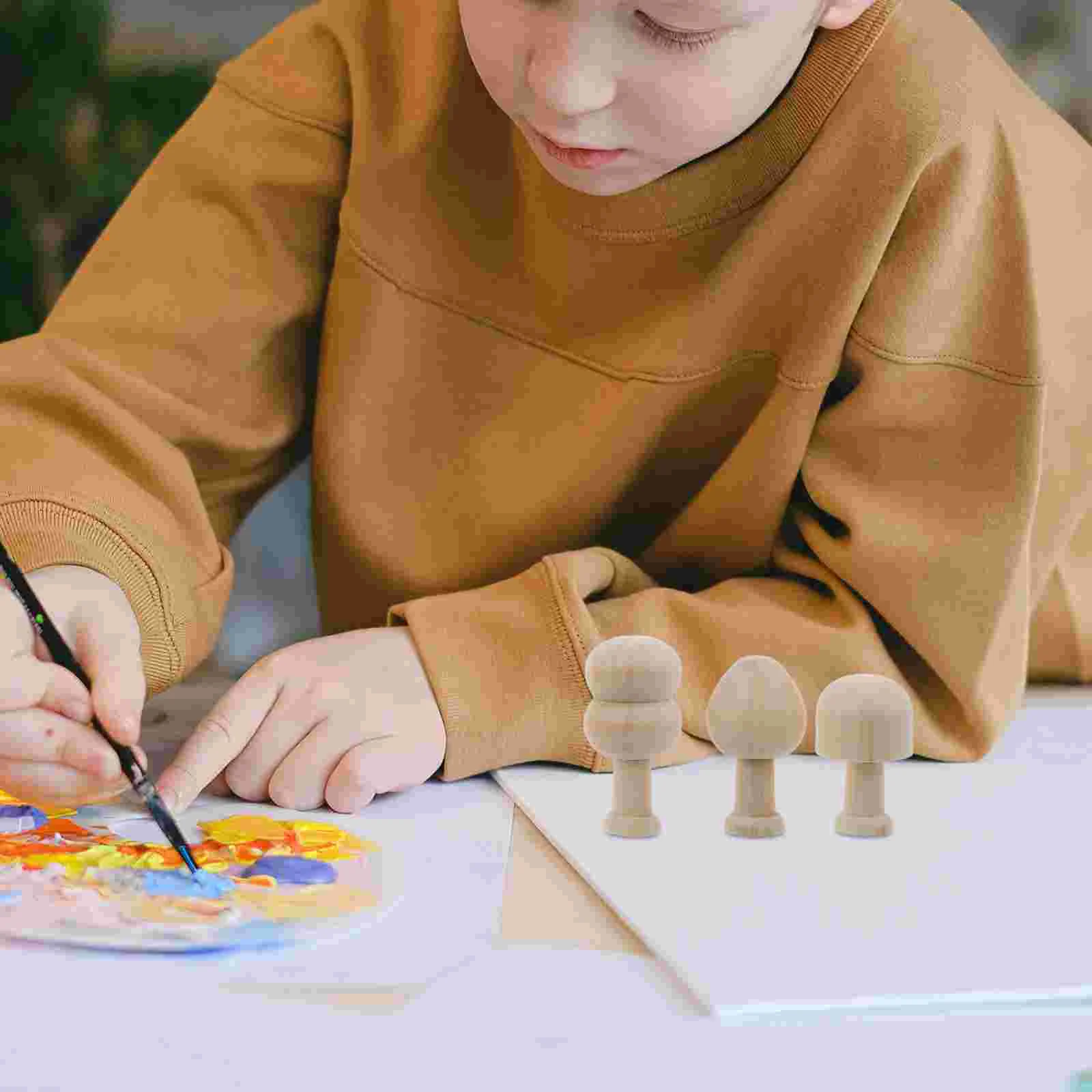 Giocattoli dipinti in legno Decorazioni per funghi Figurine Decorazione Bambole per la casa Funghi per artigianato