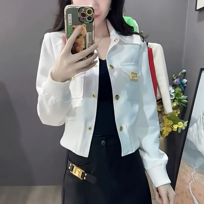 Small Fragrant Wind Golden Button Short Coat Women Fashion Design Sense Niche Jackets Korean Style Leisure Outwear Spring Outfit