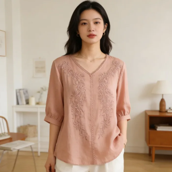 

Retro Cotton Linen Embroidered Loose round Neck T-Shirt Artistic Base Shirt for plus Size Women Comfortable Casual Top