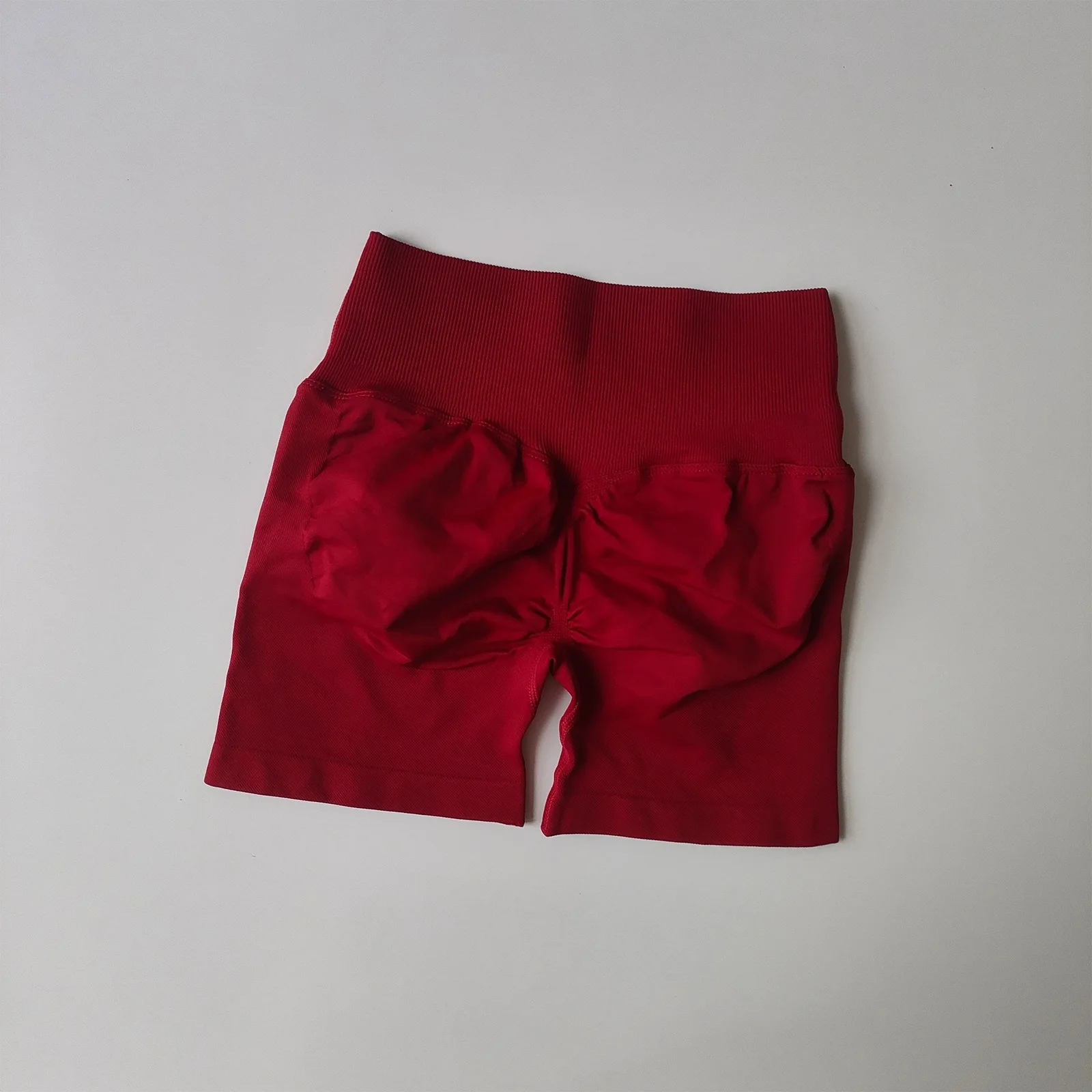 Damen-Sportshorts mit hoher Taille und Hüftlift-Effekt, pfirsichfarbene Po-Formung, eng anliegende, schnelltrocknende Lauf- und Trainingsshorts. – Detail 21