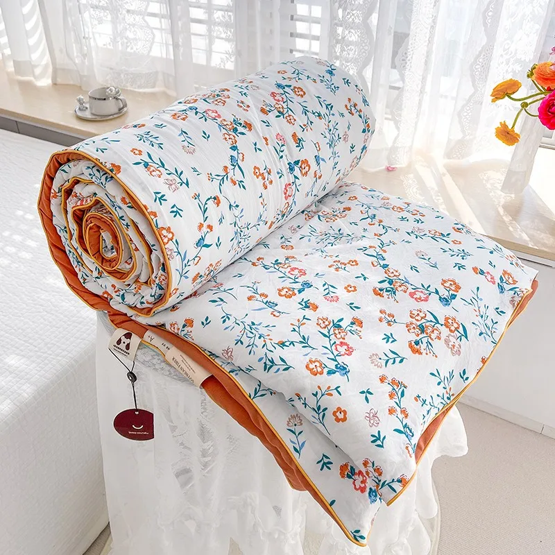 

Washed Double Gauze Spring Summer Quilt Queen Grade A Lightweight Comforter Soya Fibre Filling Soft Breathable Summer Blanket