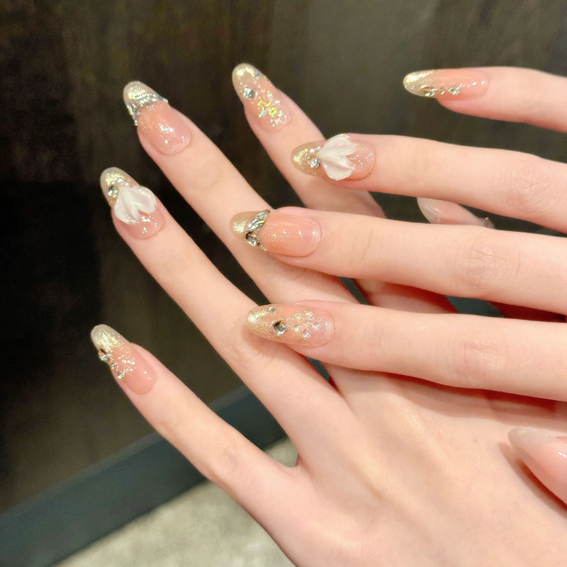 10 stuks handgemaakte ovale Franse pers op nagels glitter cat eye blush 3D vissenstaart strass ontwerp nepnagels draagbare nagels kunsttip