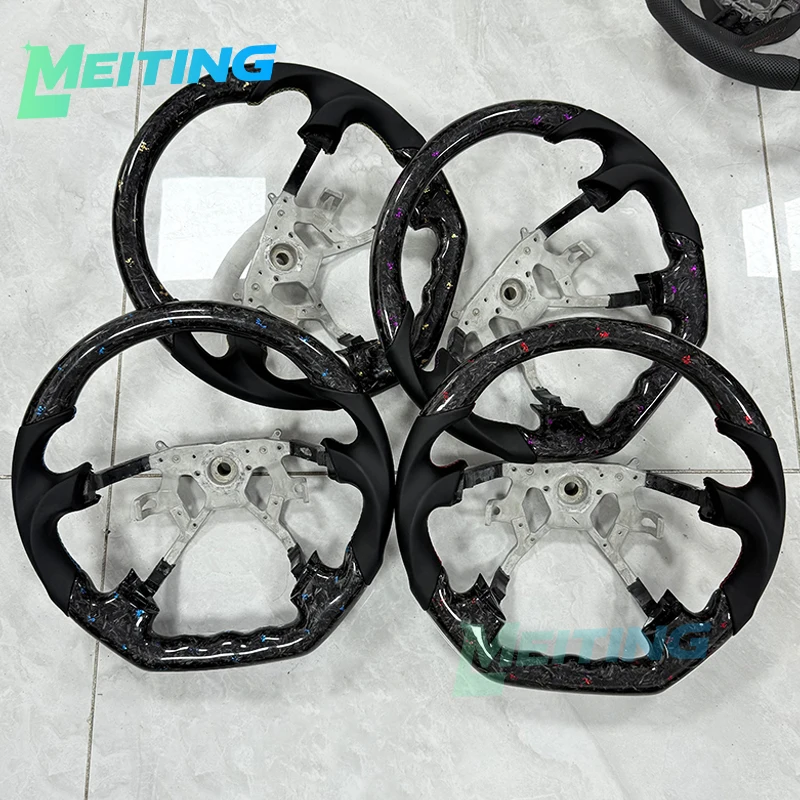 Suitable for Toyota Y61 series modified forged carbon fiber steering wheel, available in multiple colors