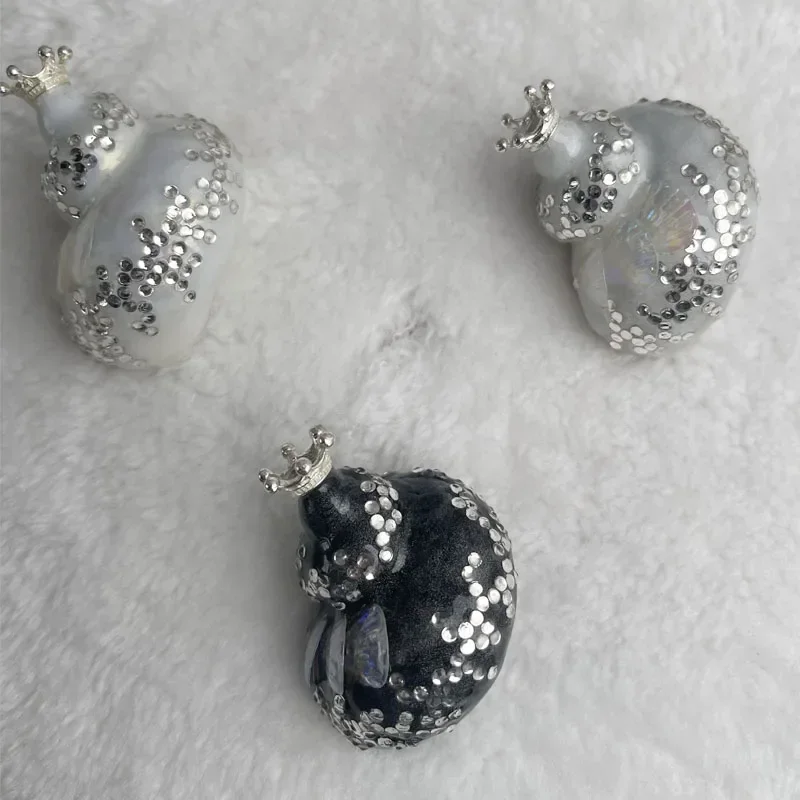 Natural Freshwater Shells Conch Shaped Silver White Handmade DIY Making Necklaces Earrings Accessories Fish Tanks Home Decor