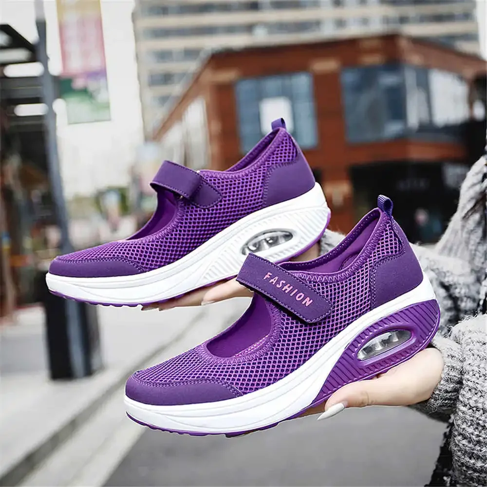 بالإضافة إلى حجم التهوية Kawaii مبركن المرأة أحذية رياضية أحذية رياضية السيدات أحذية بيضاء الرياضة أعلى بيع الدهون تأثيري