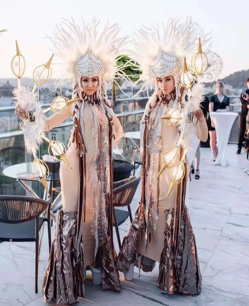 Folk Dance Europe America retro white LED luminous fan feather headdress suit tribal women gogo Stage Show Outfit