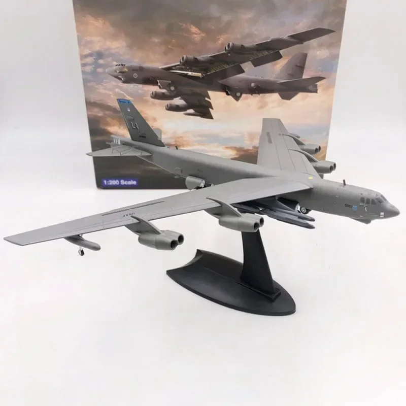 1/200 Scale American Army B-52 B-52H B52 Strategic Bomber fighter aircraft airplane models adult children toys for display show