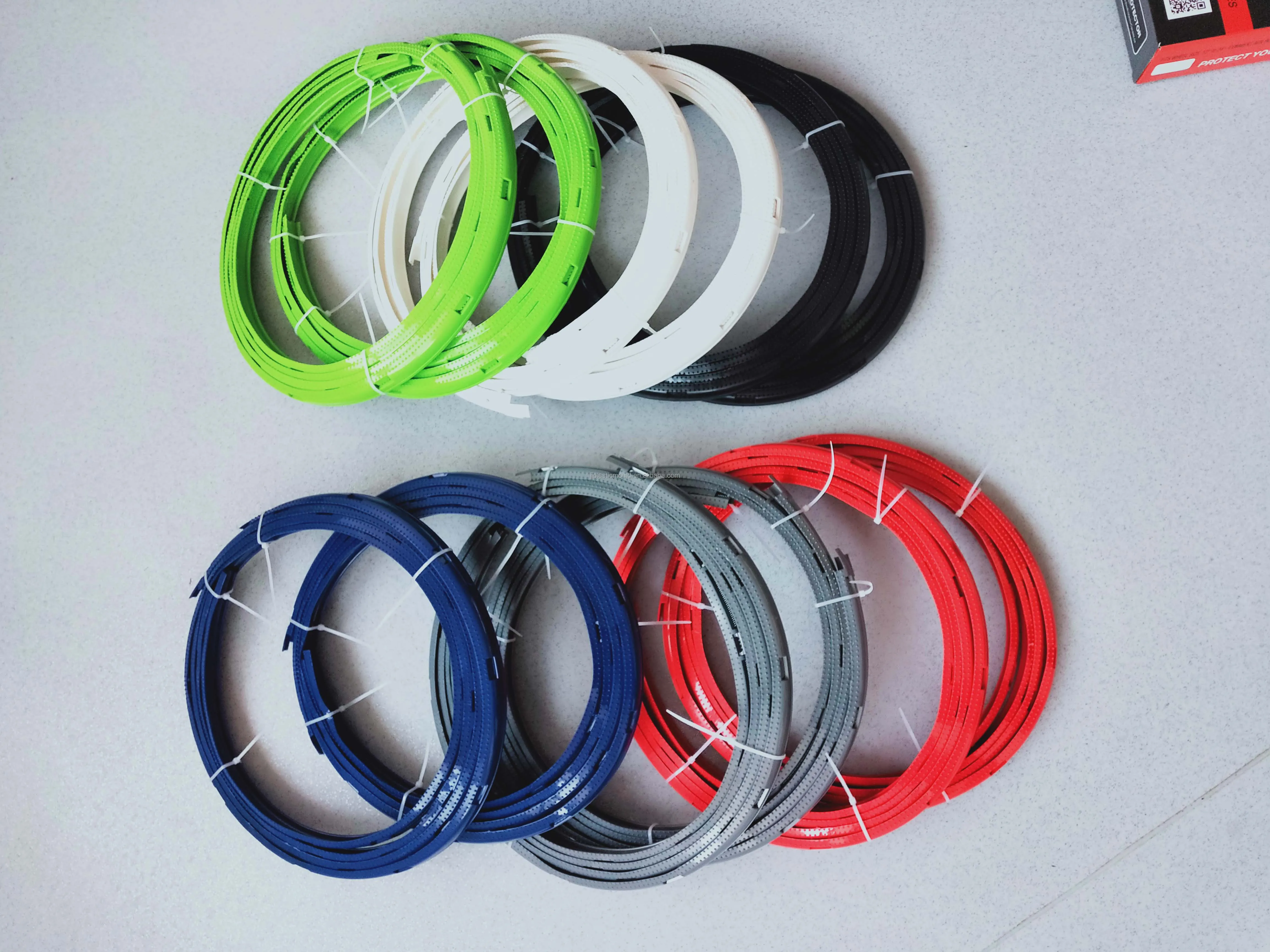 Gator Protective Wheel Rim Sticker Dream Garage New Stylish Universal 13