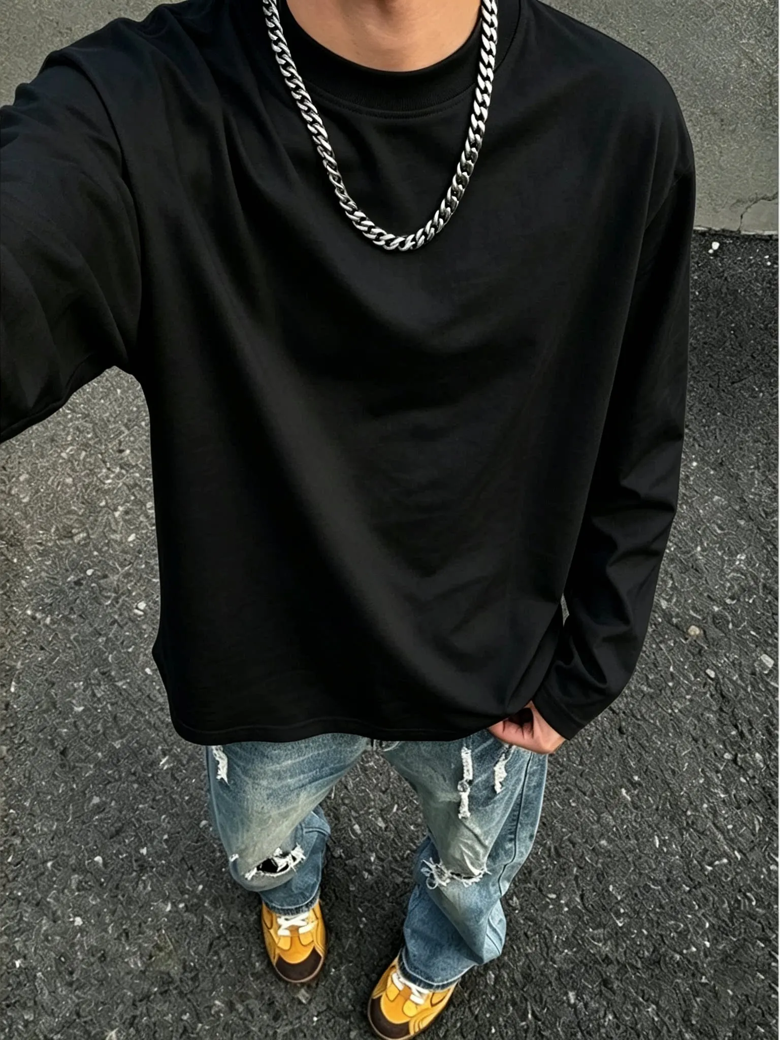 100% Pure Cotton Long Sleeve T-Shirt Unisex Loose Fit Versatile Base Layer Shirt American Style Youthful Breathable Crew Neck