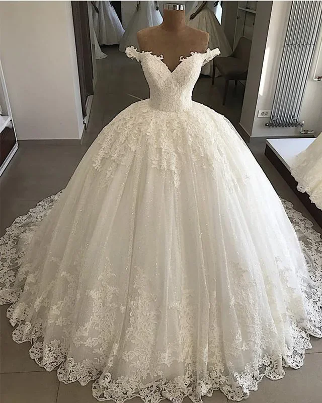 Customized Cheap Women V Neck Lace Appliques Bling Pakistani Ball Gown Wedding Dresses