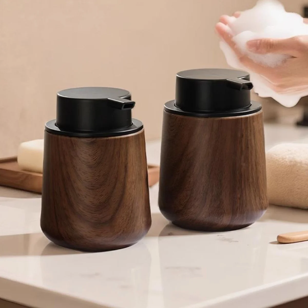 Walnussholz-Optik Handseifenspender Schaumflasche Shampoo-Spender Druckspender Schaumflasche Küchenzubehör Badezimmerdekoration