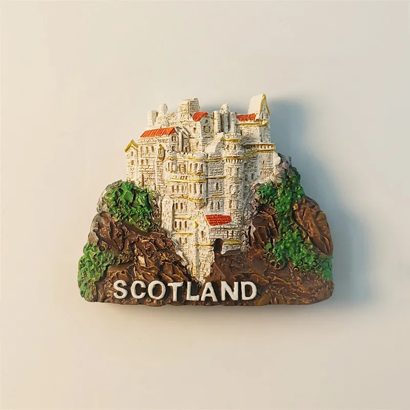 Edinburgh Castle, Scotland, European tourist souvenir, painted architectural decoration, refrigerator magnet, resin material