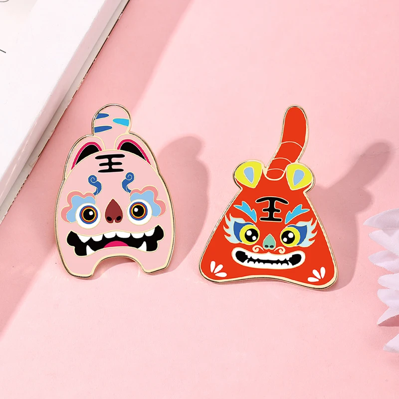 Chinese Style Auspicious Beast Tiger Brooch Cute Cartoon Nian Beast Animal Metal Badge Clothing Decorative Pins For Women Men view 2